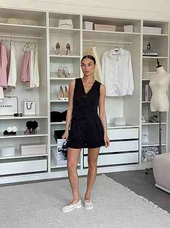 Жіночий базовий костюм двійка: жилет і шорти костюмка Одеса