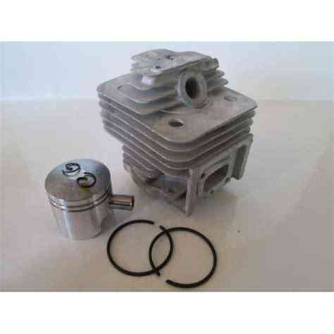 Циліндр мотокоси у зборі Мукачево