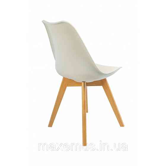 Кресло кухонное Bonro B-487 табурет на ножках дерево бук в гостинную стул с мягким сидением в офис белый Мостиська