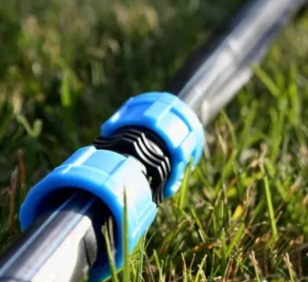 Стартер для стрічки крапельного поливу з піджимом  (50шт/уп) Дніпро