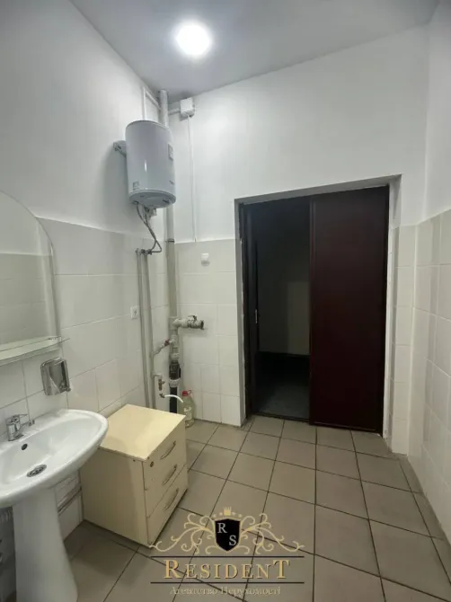 Аренда офиса в центре города в БЦ на Гоголе. 1-й этаж, красная лени Днепр - изображение 2