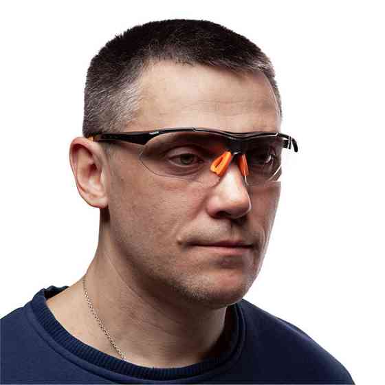 Окуляри захисні, прозорі, лінзи полікарбонат, заушники чорні нейлонові, гумова накладка на ніс, захист від удару INTERTOOL SP-0092 Київ