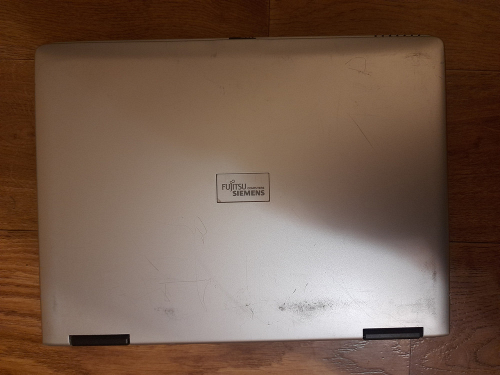 Ноутбук Fujitsu Siemens Amilo A1650G на запчастини Дніпро - фото 3