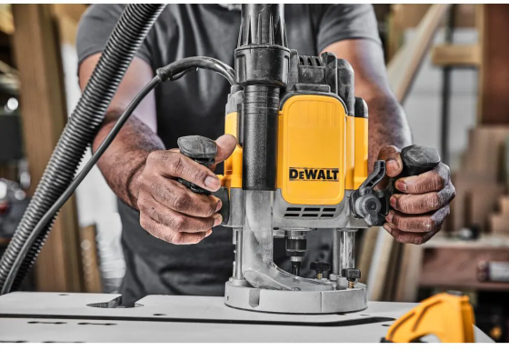 Професійний фрезер мережевий DeWALT DWE625KT : 2300Вт, цанга 8-12 (DWE625KT) Київ