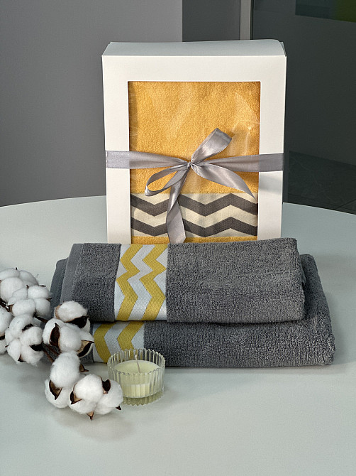 Подарочный набор махровых полотенец с бордюром 50х90+70х140 см Узбекистан Черновцы - изображение 1