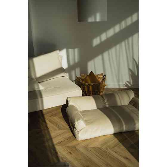 Велюровий диванчик для собак і котів Incor бежевий 10073 M (66х37х33) Київ