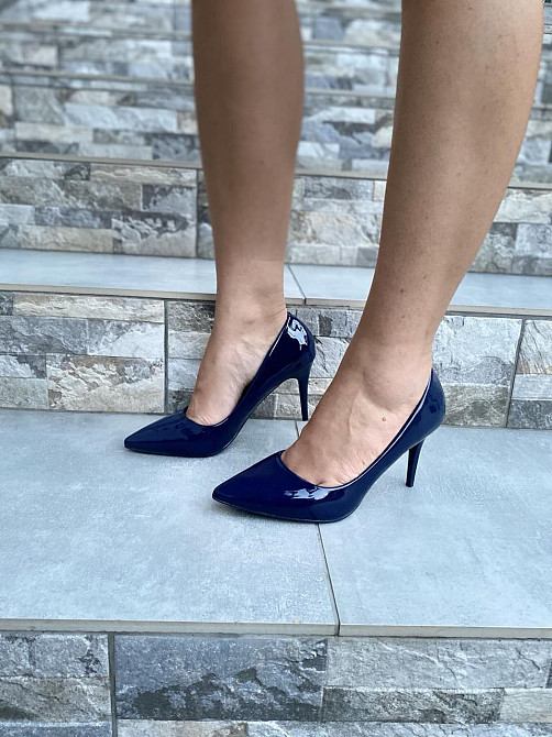 Comer Туфлі жіночі COMER темно-сині (весна-осінь, еко-лак) (1951) 37р.38р.40р. 40 Коломия - фото 1