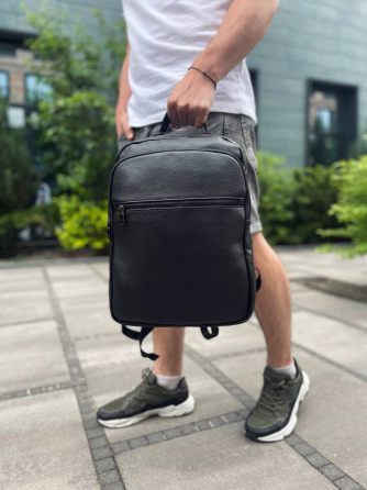 Рюкзак шкіряний для чоловіка 29х40х15, чорний колір Київ