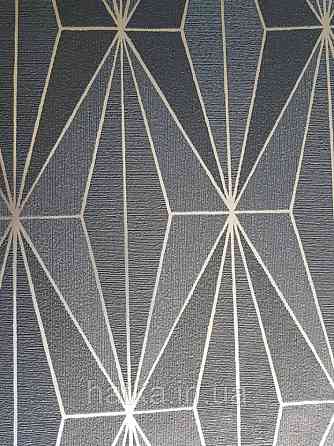 Шпалери вінілові на флізелін Marburg 82177 Giulia геометрія фігури ромби чорні сірі смуги сріблясті 3д Київ