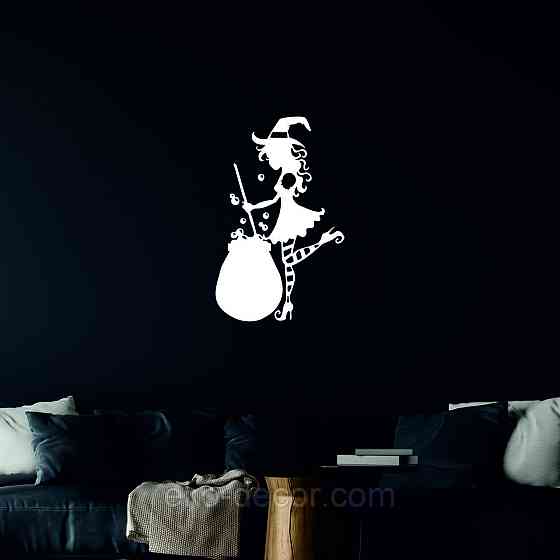 Декоративное настенное 3D Панно «Ведьма», Декор на стену с объемом 70*44 см, Белый Киев