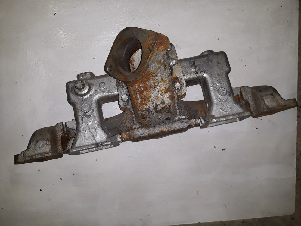 Коллектор впускной и выпускной ГАЗ 21 (газопровод двигателя в сборе). 21 1008012 Б Харьков - изображение 1