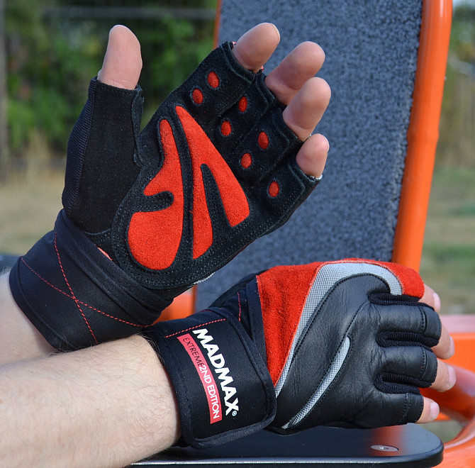 Перчатки для фітнесу MadMax MFG-568 Extreme 2nd edition Black/Red M Кам'янське - фото 4