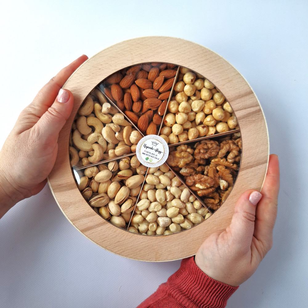 Набір горіхів в дерев'яній шпоновій коробочці Царство Меду 700 грамів Одеса - фото 4