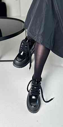 Olli Стильні жіночі черевики чорні з натуральної лакованої шкіри демісезонні р. 36-41 (6072) / Коломия