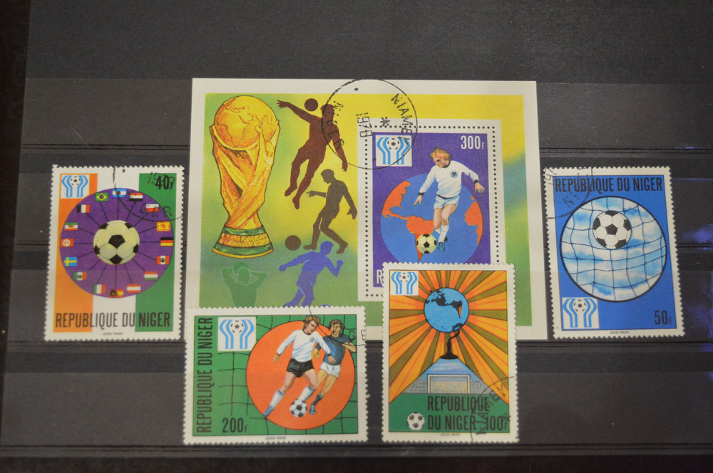 Марки. Серия. Нигер Полтава - изображение 1