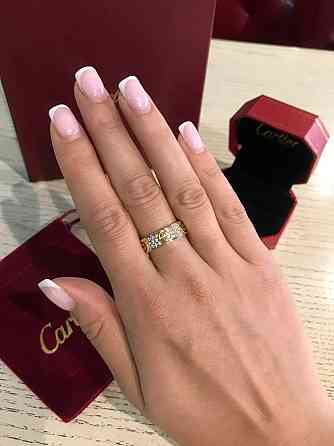 Cartier кольцо в лимонном золоте с мелкими камнями / Картье кольцо LOVE с мелким цирконием Одесса