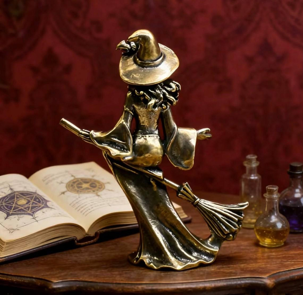 Фігурка відьма на мітлі вінтаж бронза, декоративна статуетка відьма, готичний декор, подарунок Halloween Київ - фото 5