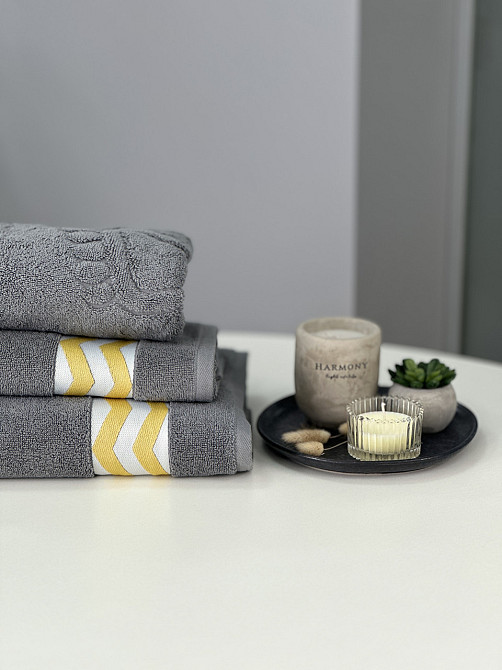Комплект махровых полотенец с дизайном + коврик для ног Ideal Textile Сірий Черновцы - изображение 4