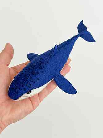 Мягкая фетровая игрушка синий кит ручной работы – безопасная развивающая игрушка Киев