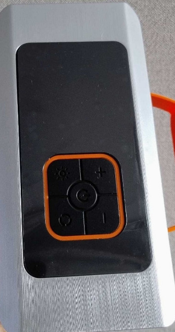 Аккумуляторный бустер, компрессор c фонариком — авто/вело/мото/матрац. Харьков - изображение 2