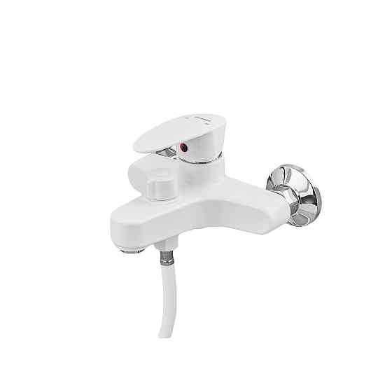 Смеситель для ванны Plamix CEZAR-009 EURO SET белый с гибким шлангом, лейкой и кронштейном (PM0692) Харьков