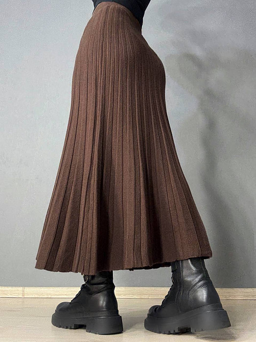 Спідниця жіноча My fashion 8893 в’язана довга максі пліссе трапеція коричнева, коричневий, one size Київ - фото 12