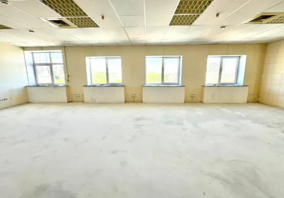 Офіс в центрі міста, 4 і 5 поверх. Своя тераса, 2 ліфта, опалення автономне Газ Дніпро