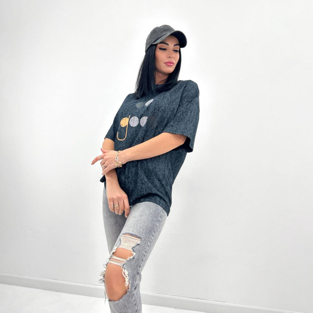 Женская футболка свободного кроя 