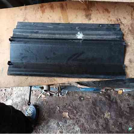 68161378AA Дефлектор радиатора нижний на Jeep Cherokee Коломыя