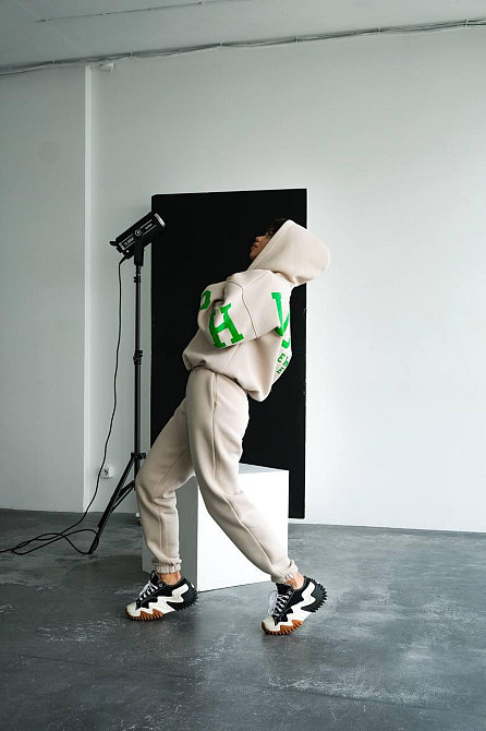 Женский стильный повседневный костюм Chicago с двойным капюшоном Бежевий, 48/50 Одесса - изображение 3