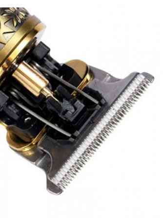 Акумуляторна машинка VGR-085 для стрижки бороди та волосся Київ