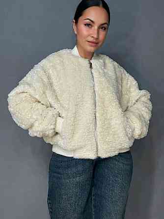 Шуба женская Lady Yep 10016 мех тедди бомбер короткая оверсайз молочная, молочний, 42 Киев