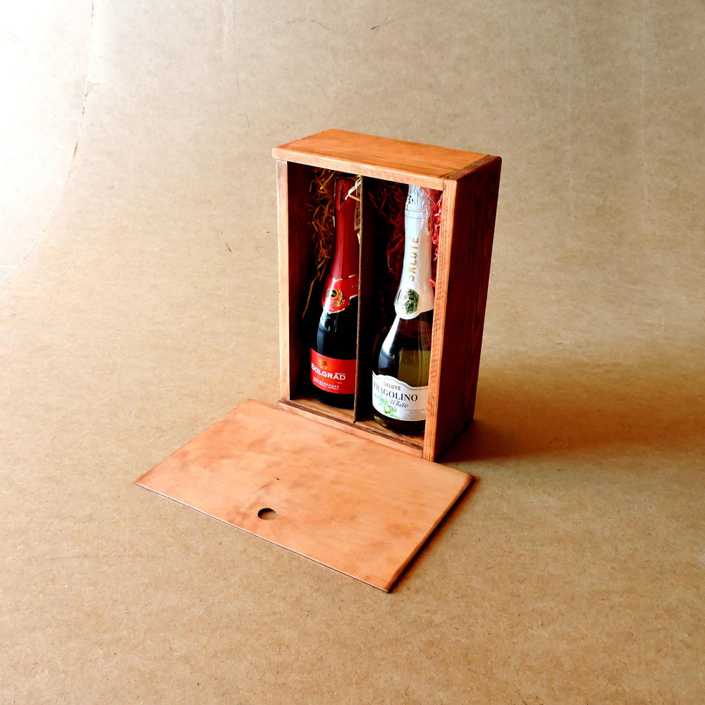 Подарочная коробка 