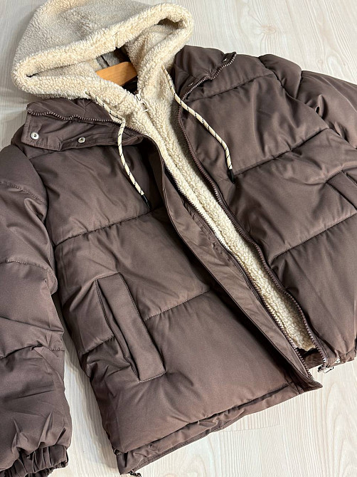 Куртка женская Lady Yep 8096 оверсайз с капюшоном и мехом тедди коричневая, коричневый, 46 Киев - изображение 2