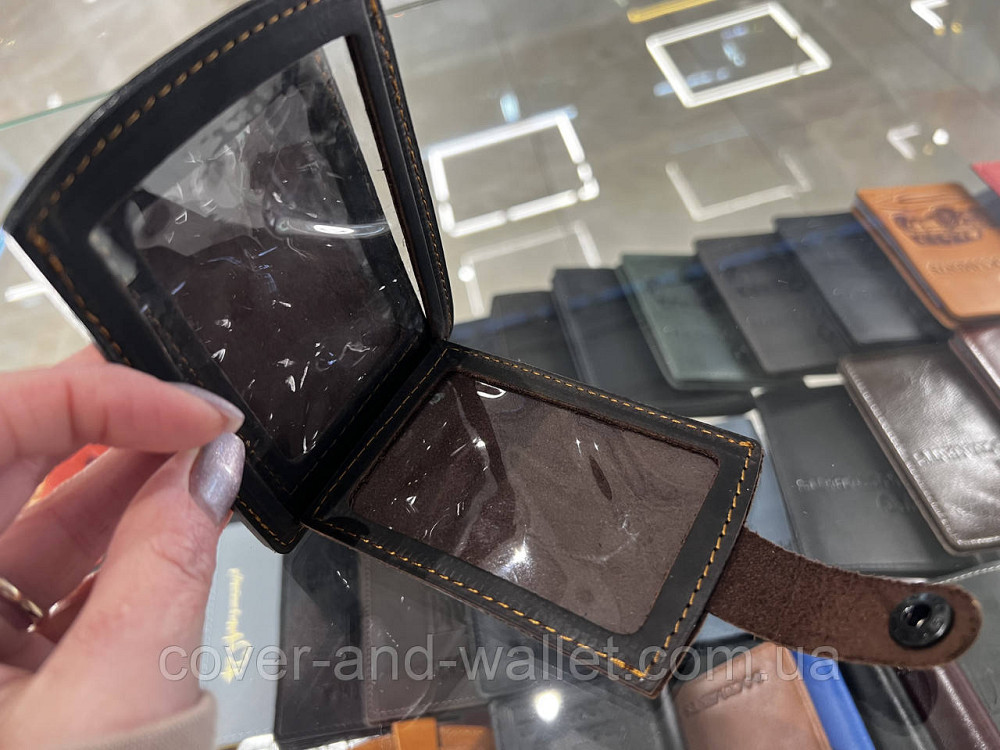 Шкіряна обкладинка для авто документів на кнопці (коричнева) Київ - фото 11