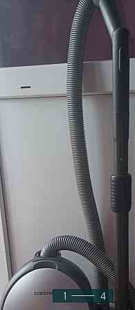 Пилосос: Samsung 1700W Київ