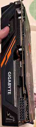 Видеокарта: RX Vega 64 Gigabyte Gaming OC память Samsung. Киев