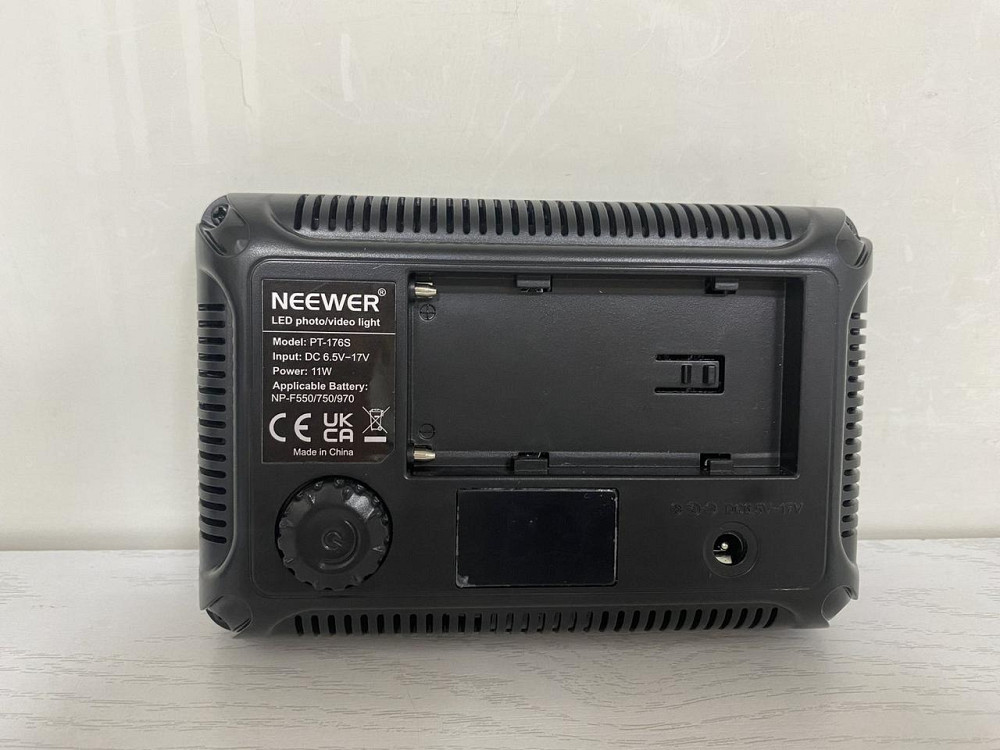 Б/В Накамерне світло Neewer PT-176S LED176 11 Вт, 3200–5600K, CRI 95+, 1320 лм, акумуляторне LED світло для фото та відео Київ - фото 4