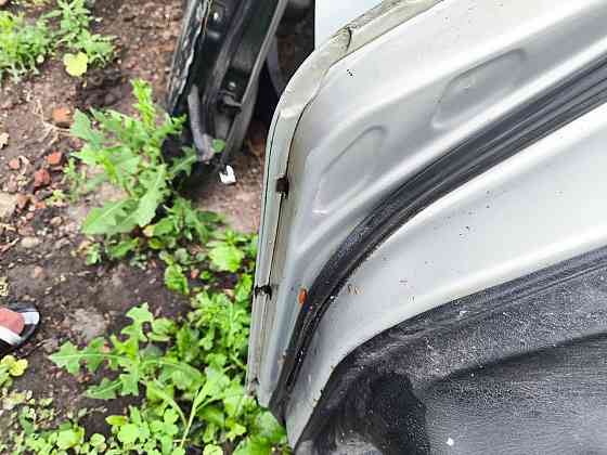 Передні ліві двері в зборі для Geely MK Cross 2010-2015 року. Київ