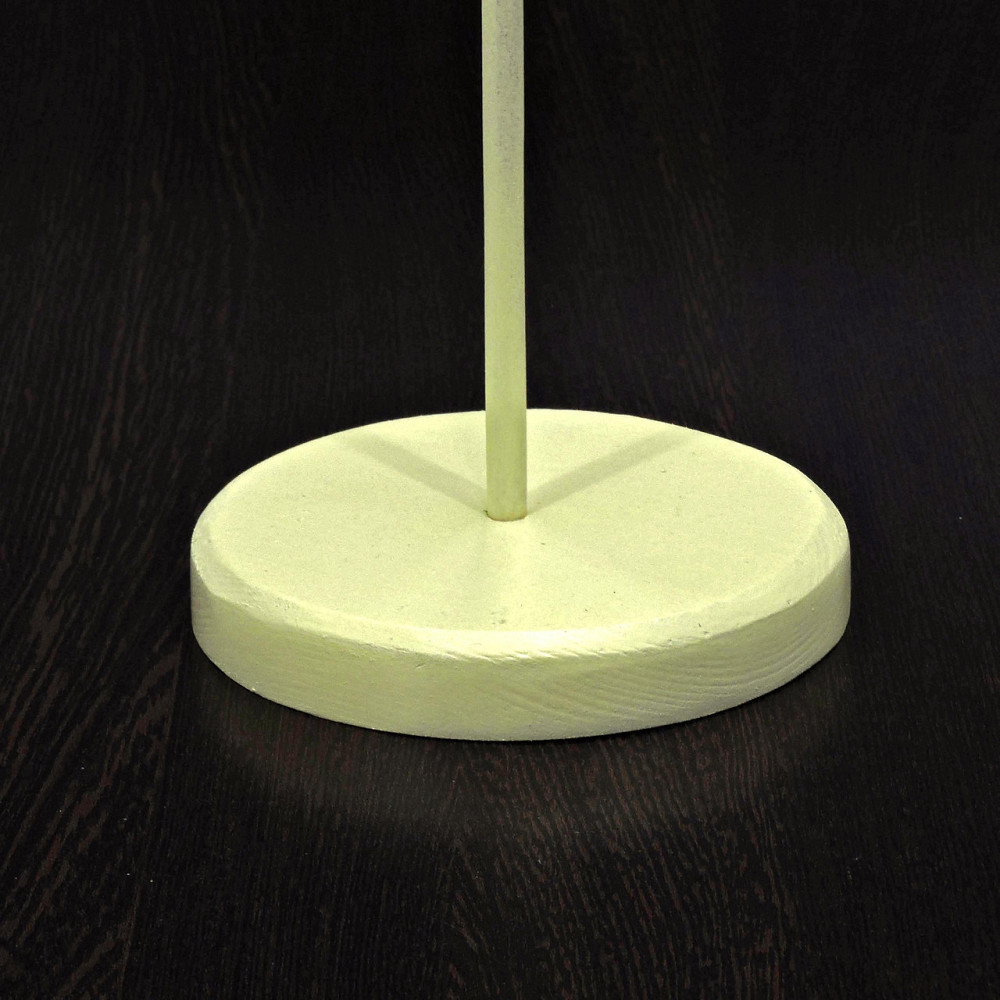 Подставка для кукол 