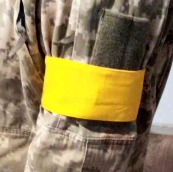 Пов'язка на липучках ЗСУ, розпізнавальна пов'язка жовто - синя Чернігів