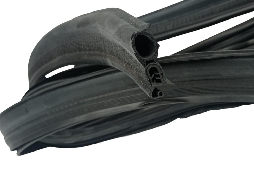 Ущільнювач 2110, 2111 (3800 мм) багажника Мукачево - фото 1