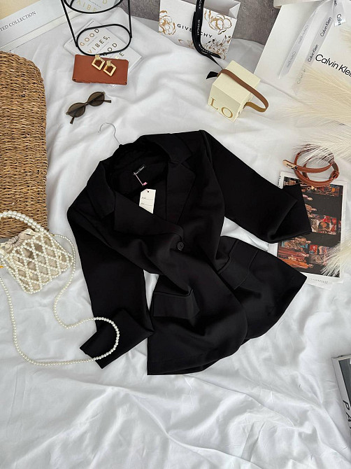 Жіночий базовий класичний піджак костюмка Одеса - фото 8