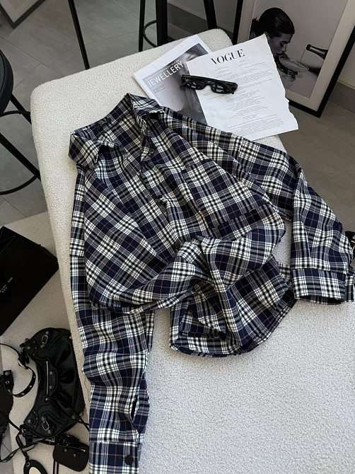 Женская классическая рубашка в клетку оверсайз кроя костюмный тиар Синий Одесса - изображение 6