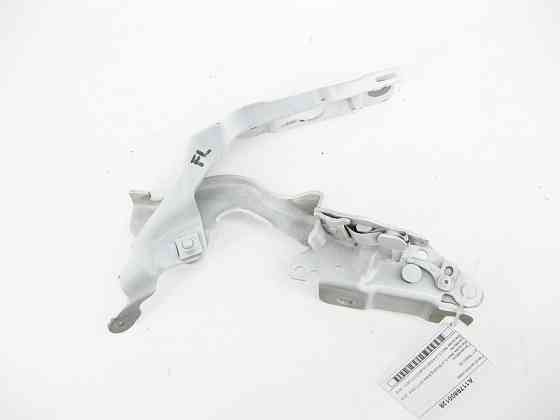 Mercedes-Benz  A1178800128 Петля капота ліворуч CLA Shooting Brake X117 CLA C117 Одеса