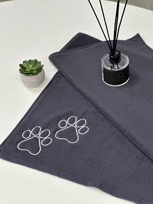 Полотенце махровое для животных с лапками от Ideal Textile 50х90 см 450 г/м2 графитовое Черновцы - изображение 2
