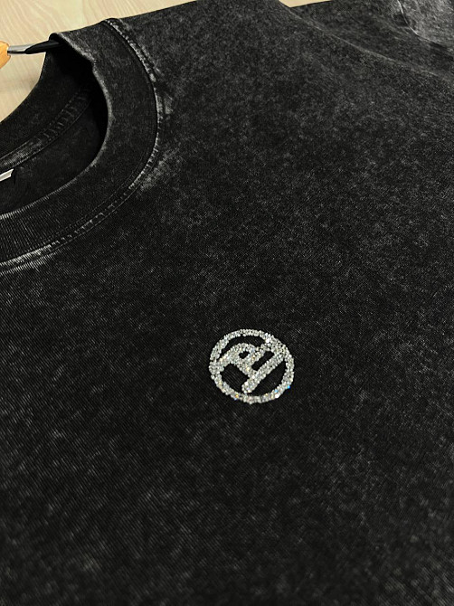 Футболка женская A-N 26089 тай-дай оверсайз с камнями буква B, черный, one size Киев - изображение 3