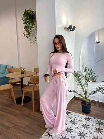 Женский базовый прогулочный костюм двойка: лонгслив и штаны турецкая вискоза Барби, 48/50 Одесса