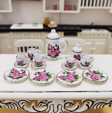 Фигурки миниатюрные набор Посуда Киев - изображение 1