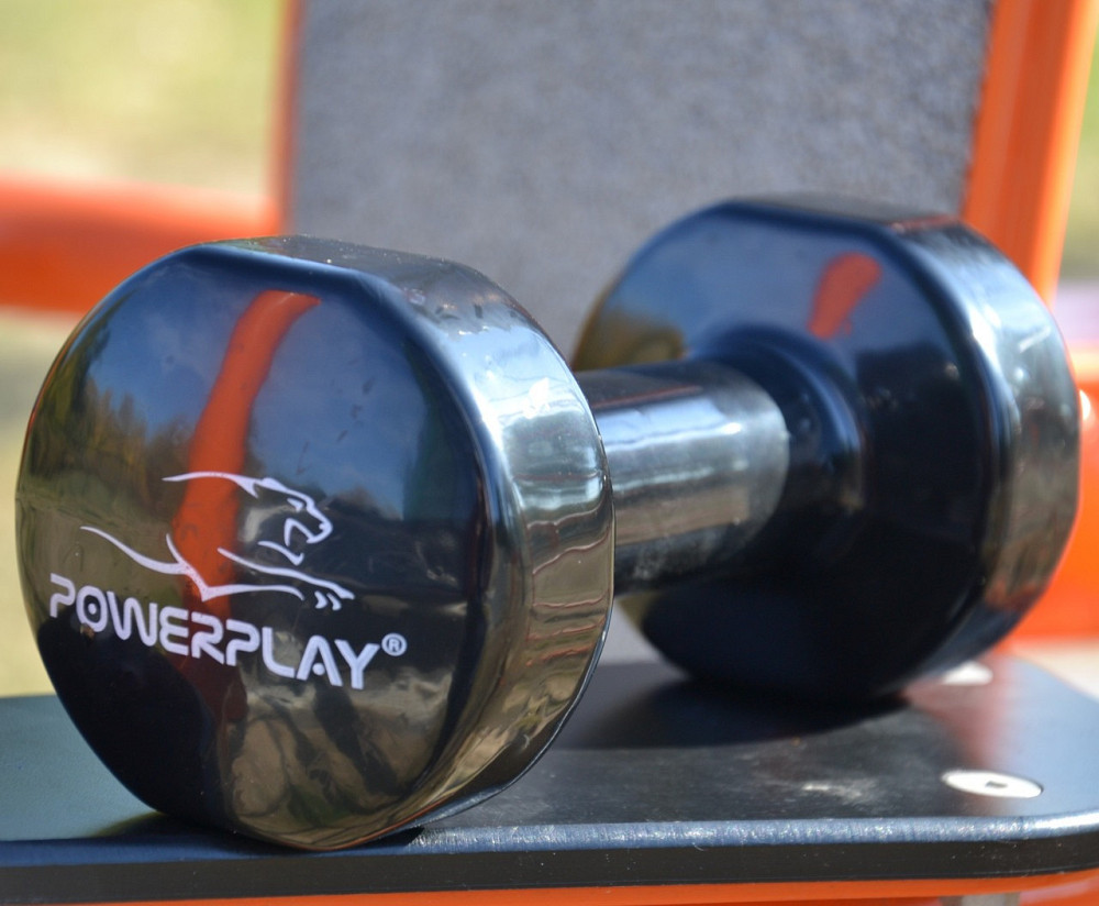 Гантель вінілова пара для фітнеса та треннувань PowerPlay 1 кг чорного кольору 2 шт Київ - фото 6